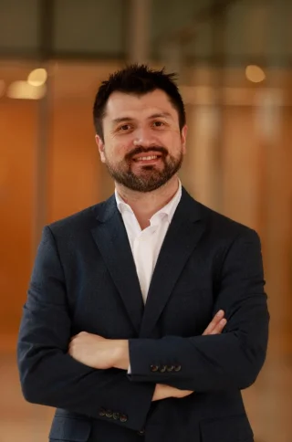 Wilfredo González