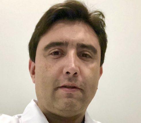 Dr. Javier Román