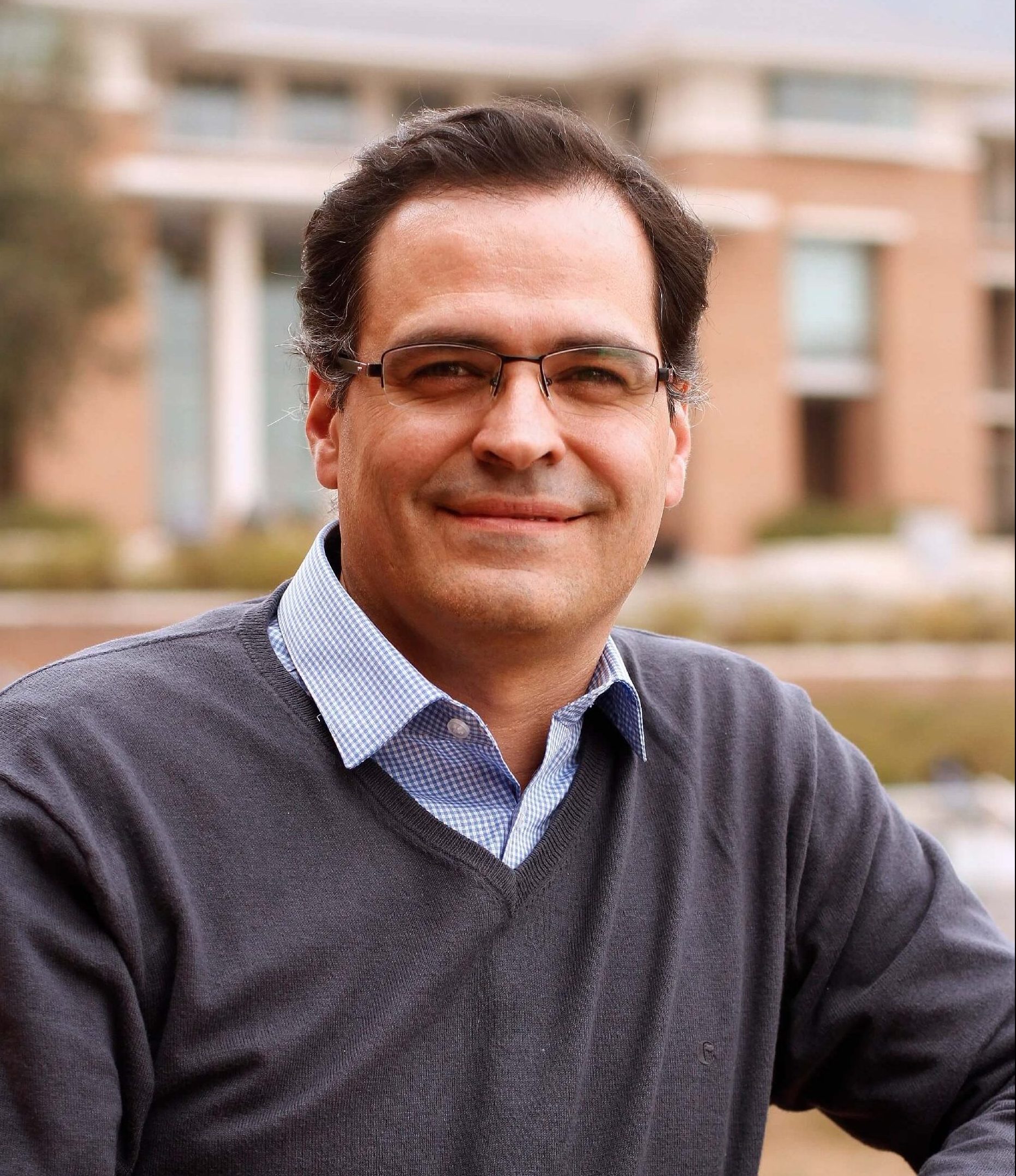 Dr. Luis Federico Bátiz