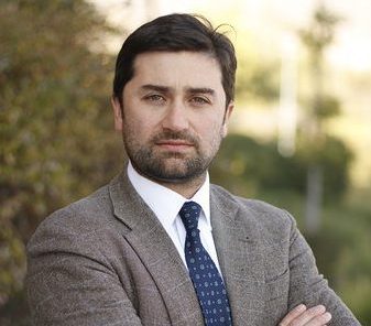 Dr. Carlos Vega Pizarro