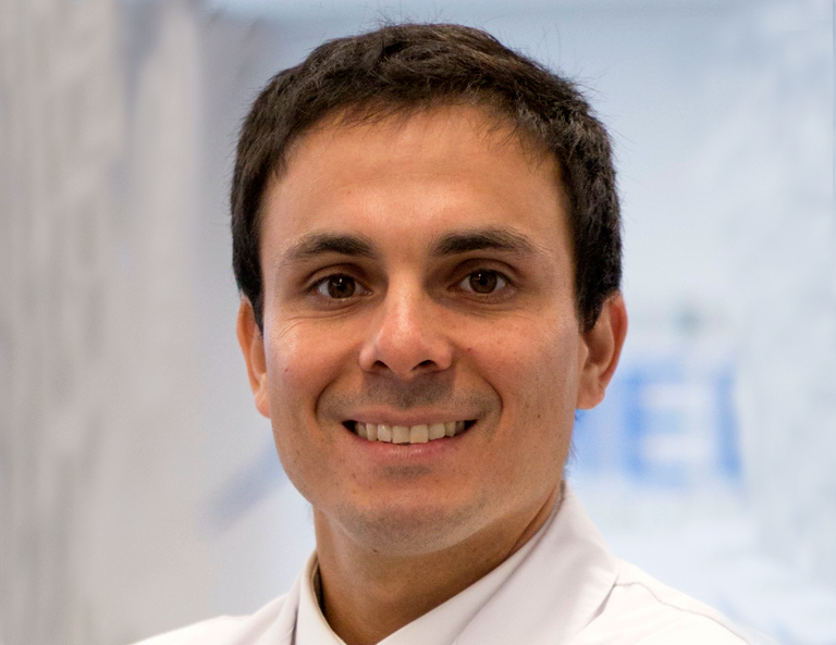 Dr. Matías Moran