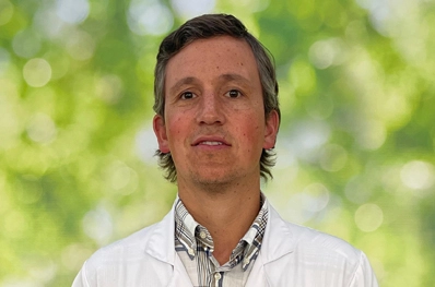 Dr. Benjamín Bustos Knight