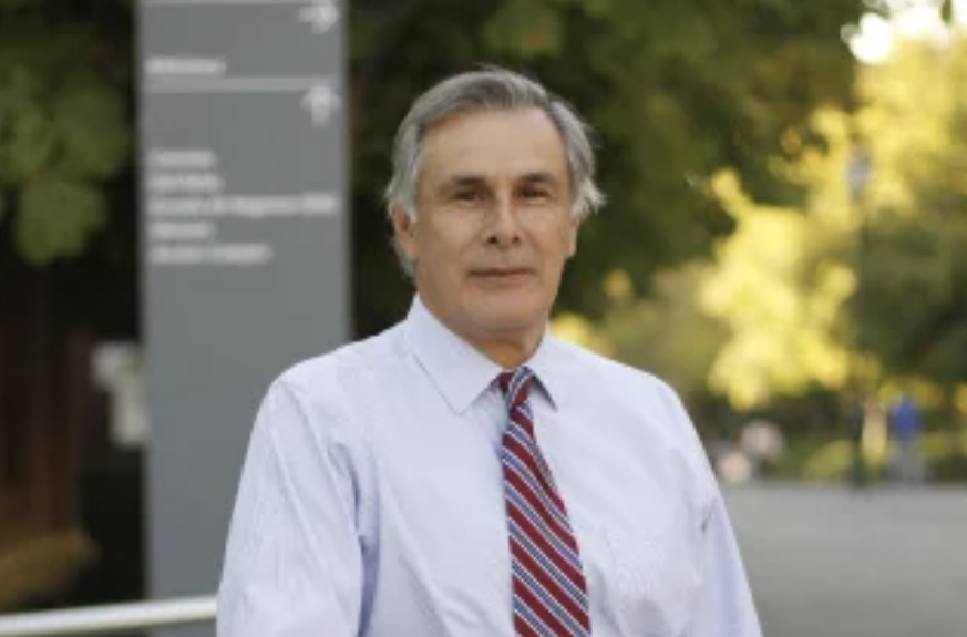 Dr. Vicente Aránguiz F.