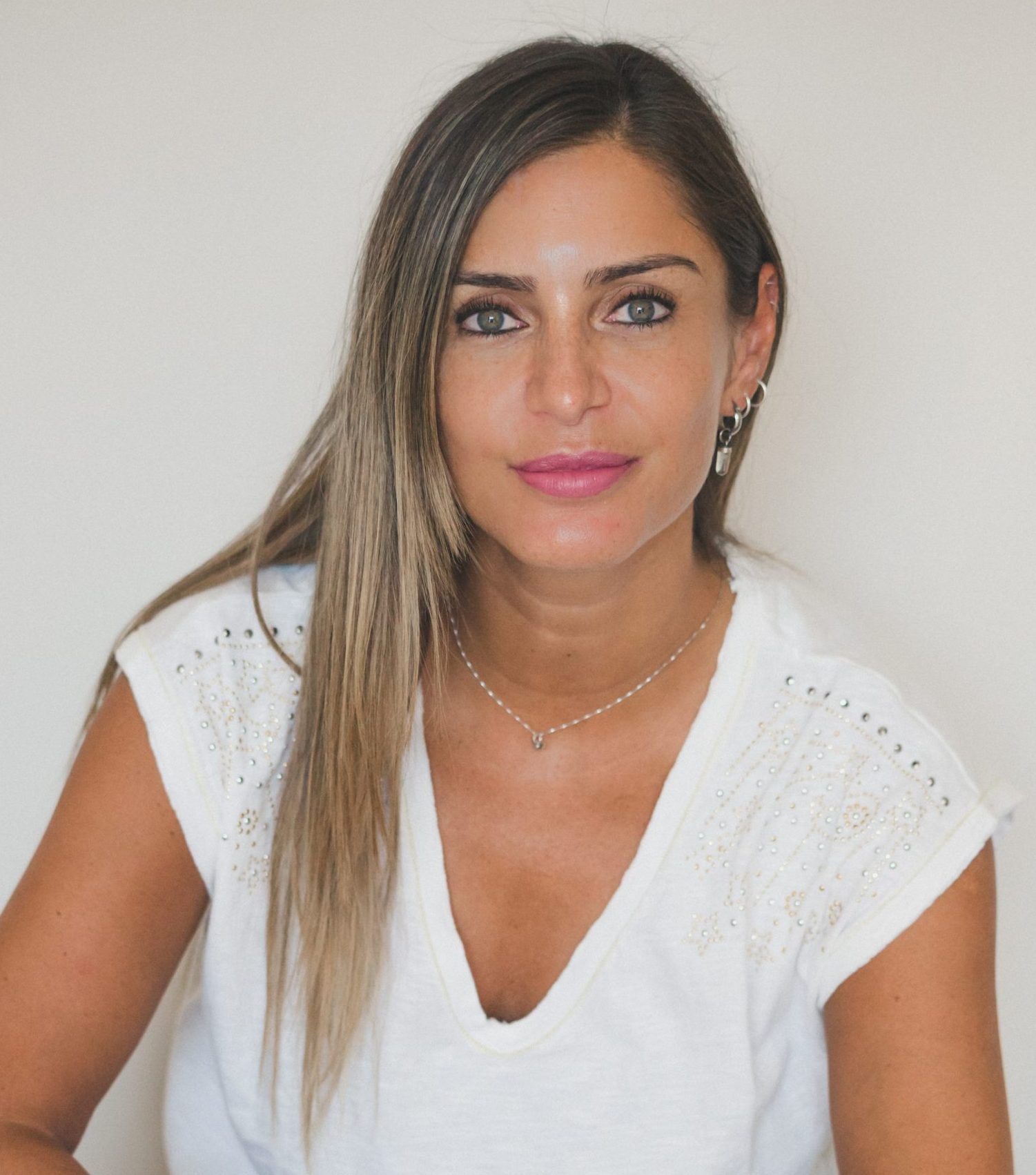 Fernanda Flores