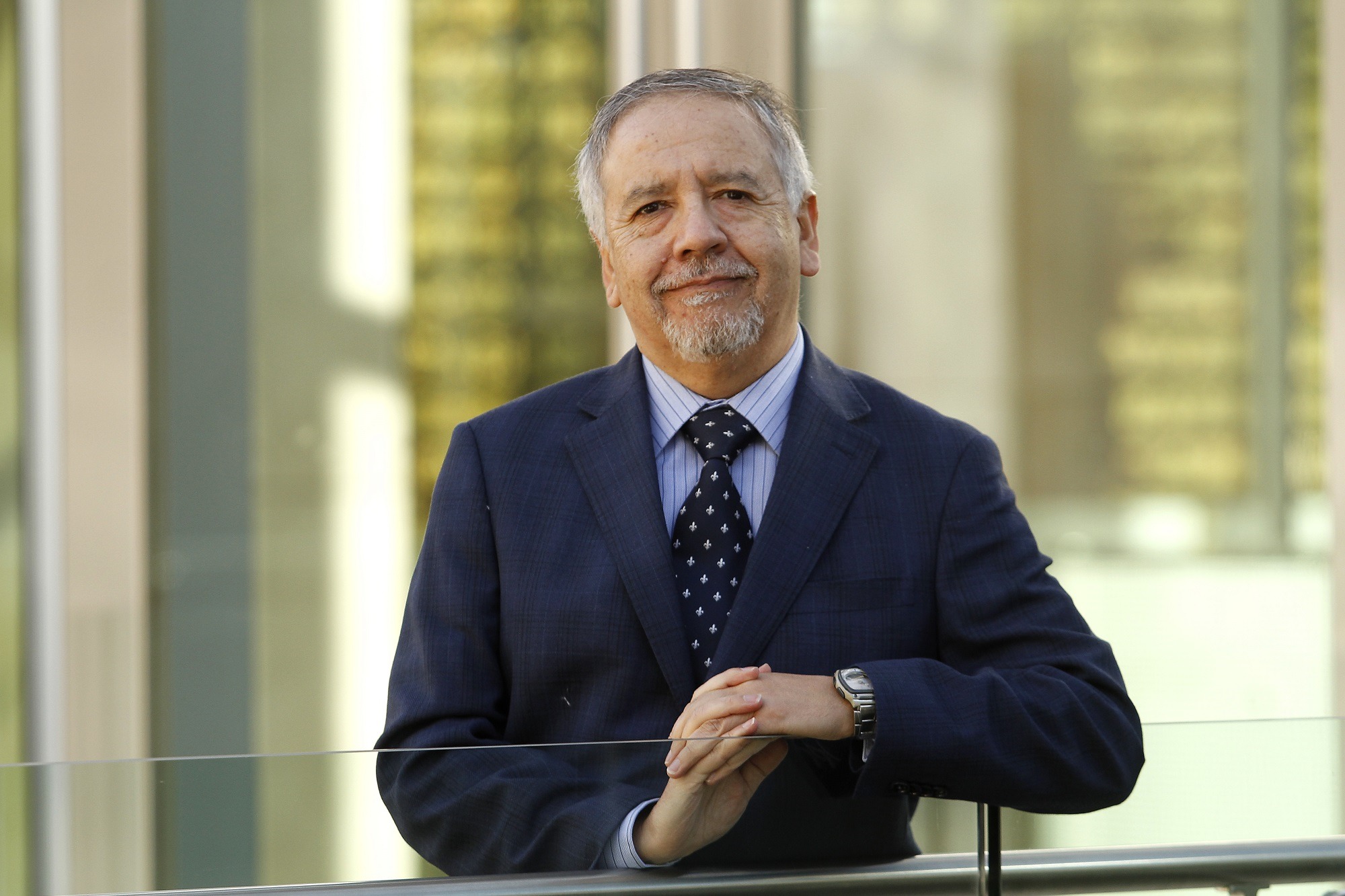 Dr. Hernán Corral T.