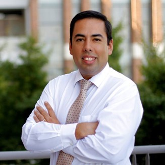 Dr. Gilbert Jorquera