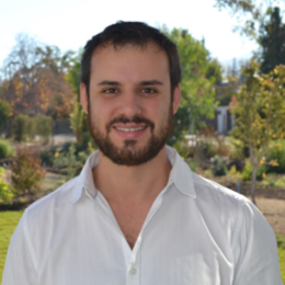 Dr. Alfredo Eyzaguirre