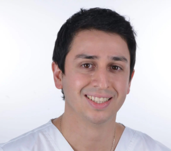 Dr. Matías Contreras Avello