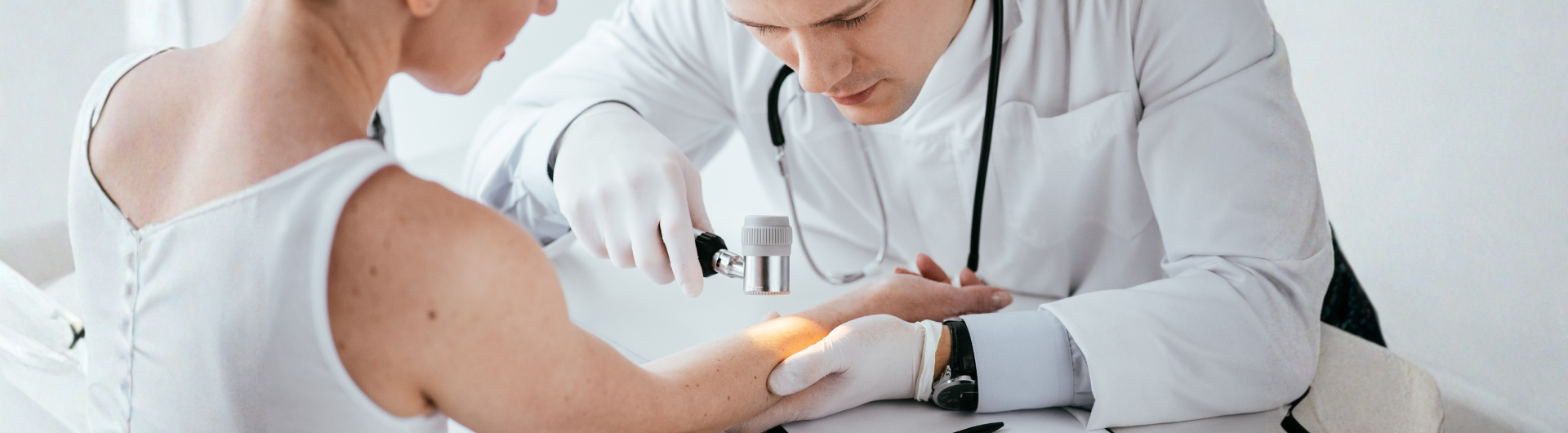 Estadía de Capacitación en Dermatología Clínica