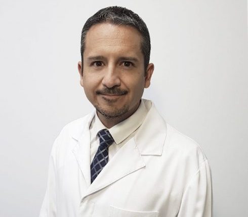 Dr. Ariel Fariña