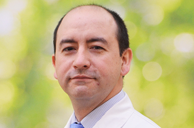 Dr. Hugo Valenzuela Salamanca.