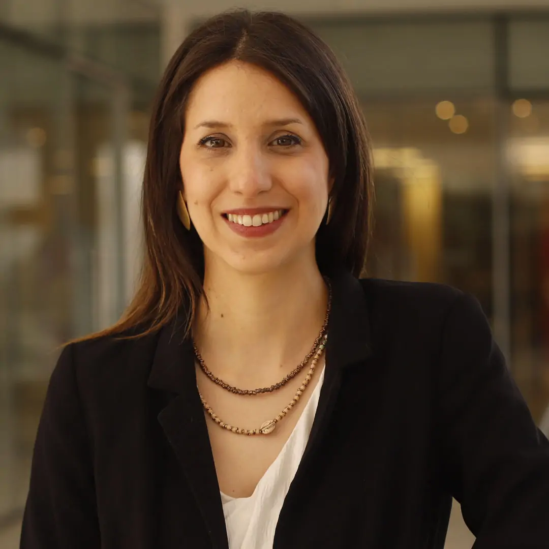 Dra. Isidora Mujica