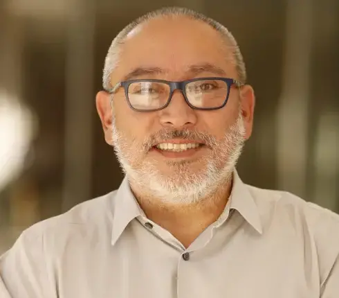 Dr. Sergio González